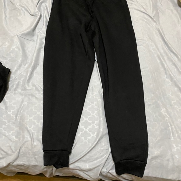 Black Hoodie and Pants set - Picture 5 of 8